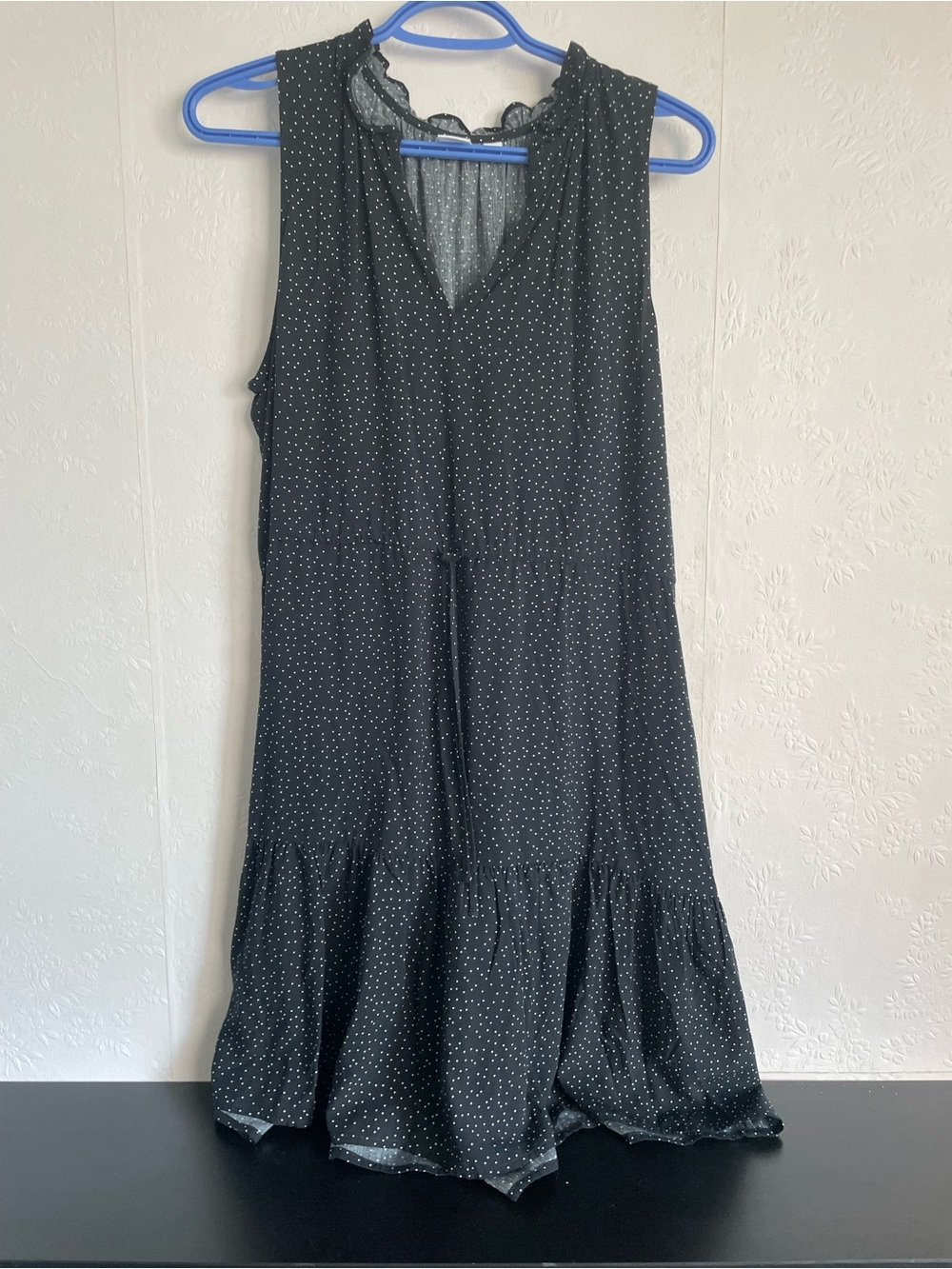 GAP Sleeveless Black Polka Dot V-Neck Dress